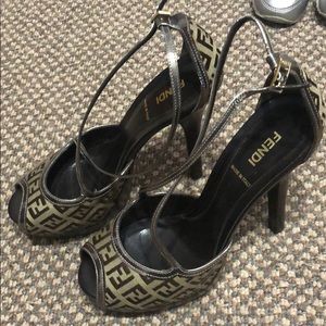 AUTHENTIC Fendi *MAKE OFFER* Designer Heels